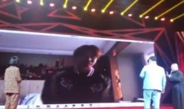 德云社娱乐爆料视频,揭秘娱乐幕后精彩瞬间